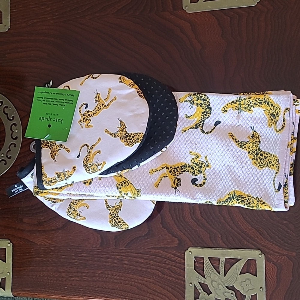 Kate Spade Cheetah Kitchen Towels and Mini Mitts